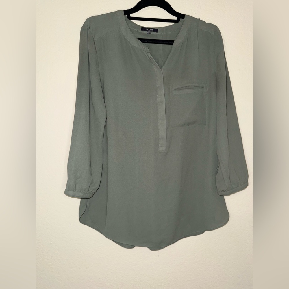 NYDJ Women's Pintuck Blouse in Army Green